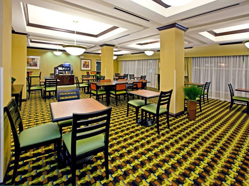 Holiday Inn Express Hotel & Suites Richwood - Cincinnati South By Ihg Exterior photo
